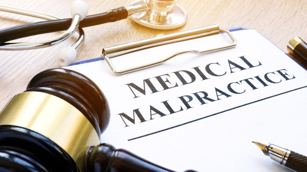 How Much Does a Medical Malpractice Lawyer Cost?